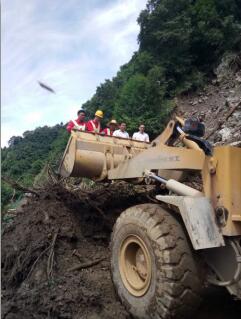 抗洪搶險，交通實業(yè)人在行動
